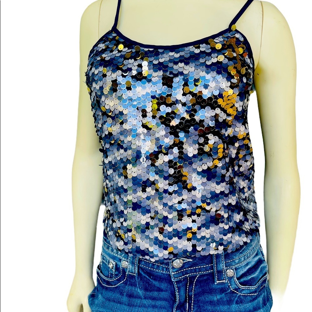 Top Dance Marvel scattered sequin scoop neck women’s Top
